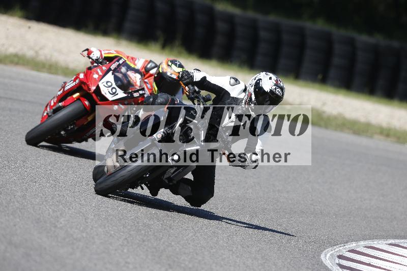 Archiv-2025/48 25.08.2025 Cornu Master School ADR/rot-rouge/99